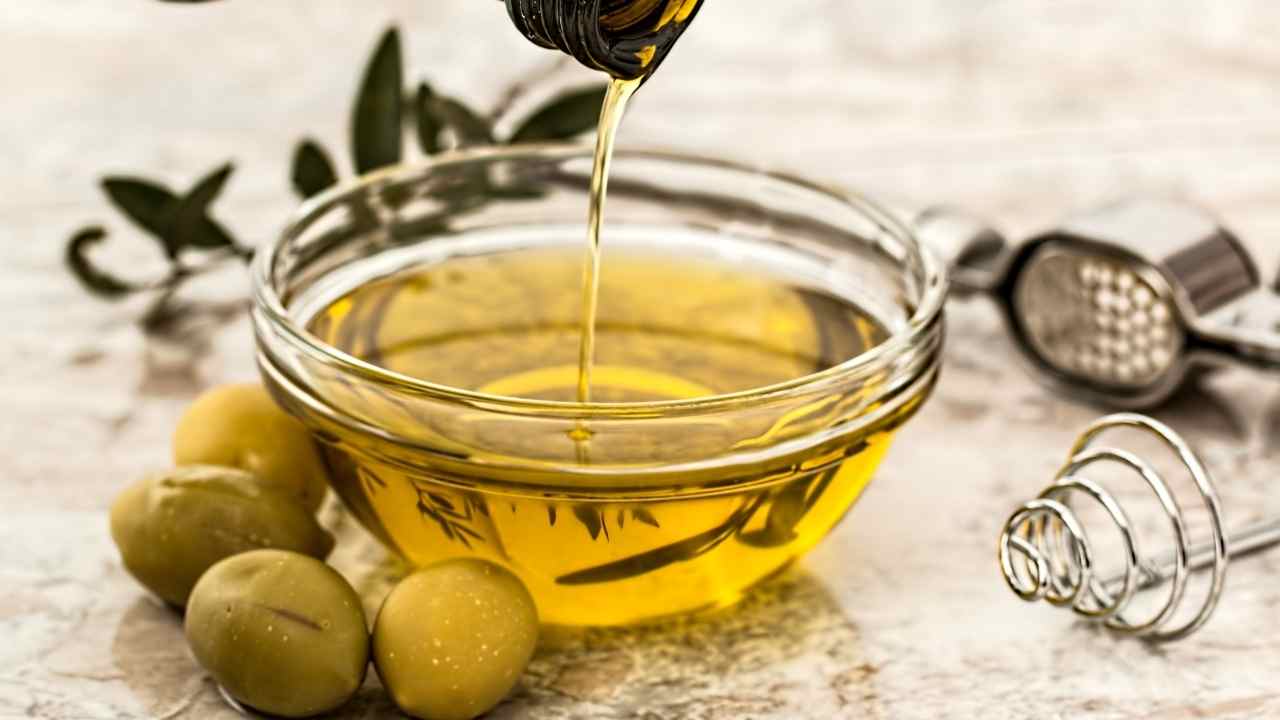 Can dogs eat Olives? Yes. But A Word of Caution 2 olives